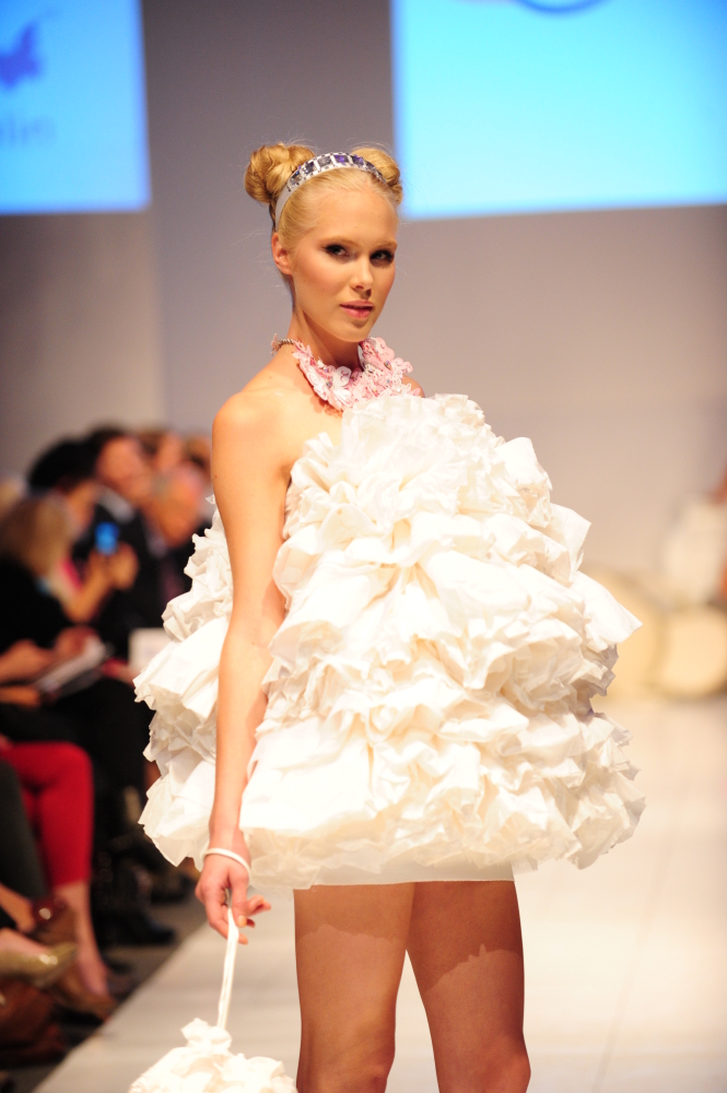 Toilet Paper Dresses: Canadian Designers Turn Paper Into Stunning ...