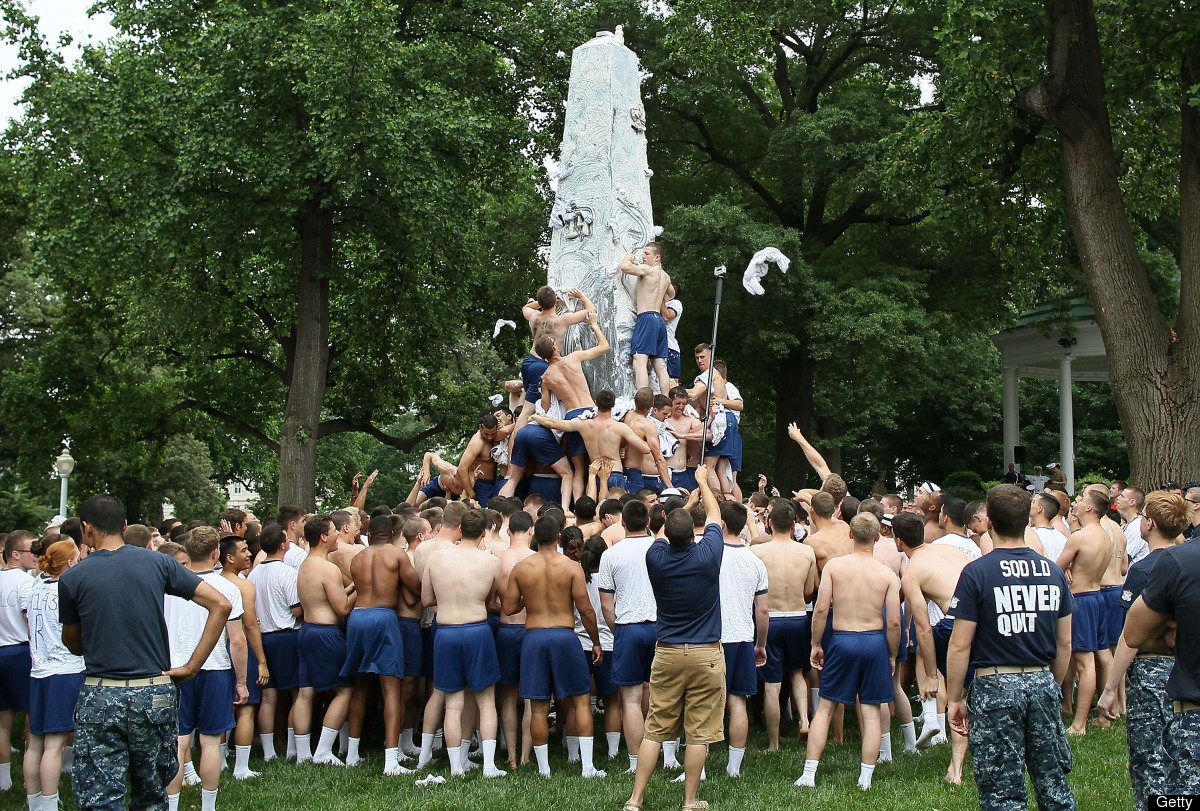 Naval Academy S Herndon Monument Climb Photos Huffpost