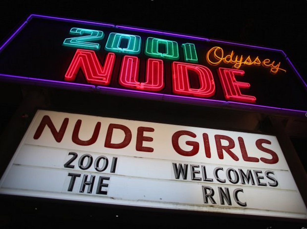 Tampa Strip Clubs >> Tampa Strip Clubs Welcome Gop Conventioneers With Hilarious Signs Tampa Strip Clubs >> Tampa Strip Clubs Welcome Gop Conventioneers With Hilarious Signs