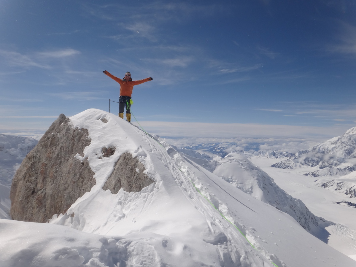 Watching the Sun Rise on the Summit of Mt. Everest (PHOTO) | HuffPost