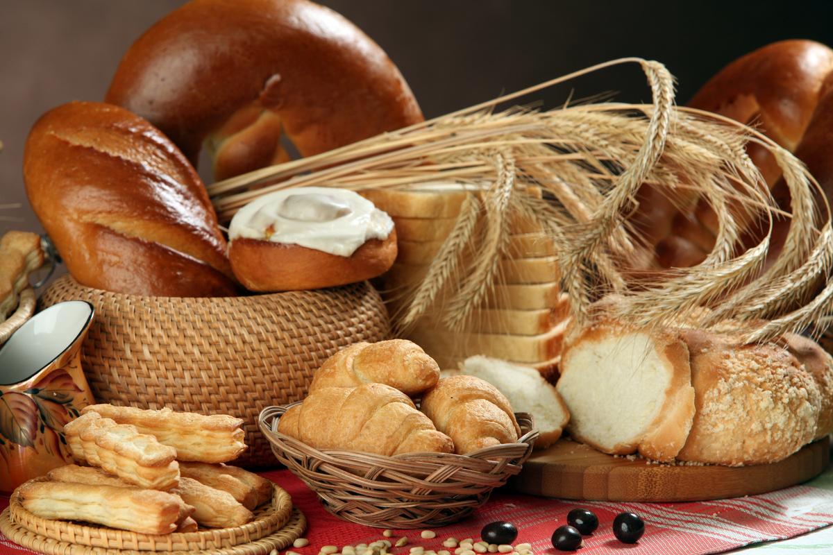 Too Much Salt? 5 Simple Ways To Slash The White Stuff From Your Diet