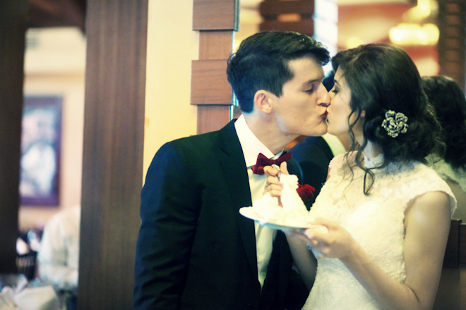 8 Same Sex Wedding Kisses That Will Leave You Weak In The Knees Huffpost