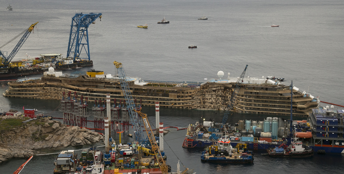 Costa Concordia Operation Live Stream Shows Salvage Attempt (VIDEO