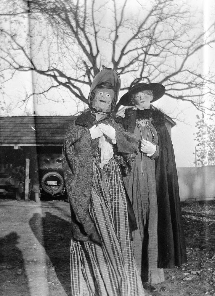 23 Vintage Halloween Photos That Will Give You Nightmares | HuffPost