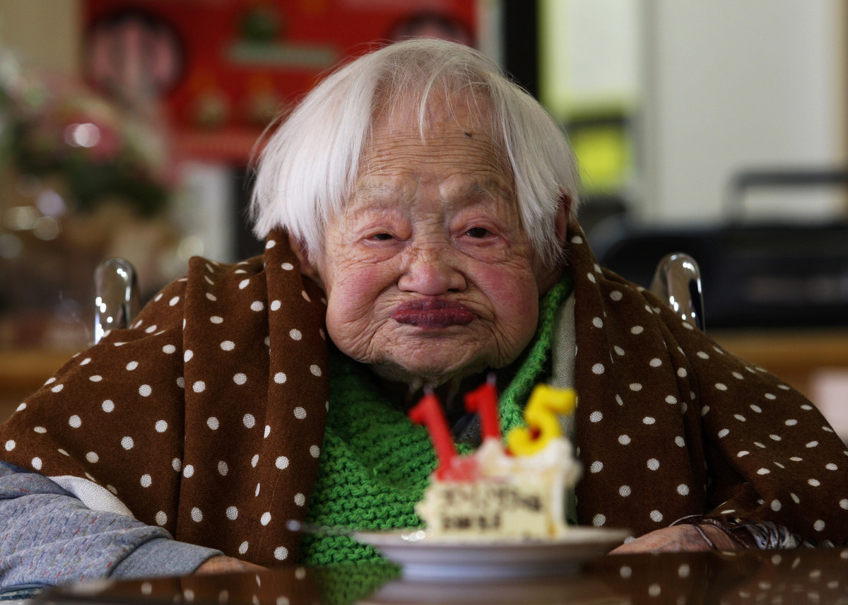 Eat Sleep And Relax Worlds Oldest Person Shares Secret To