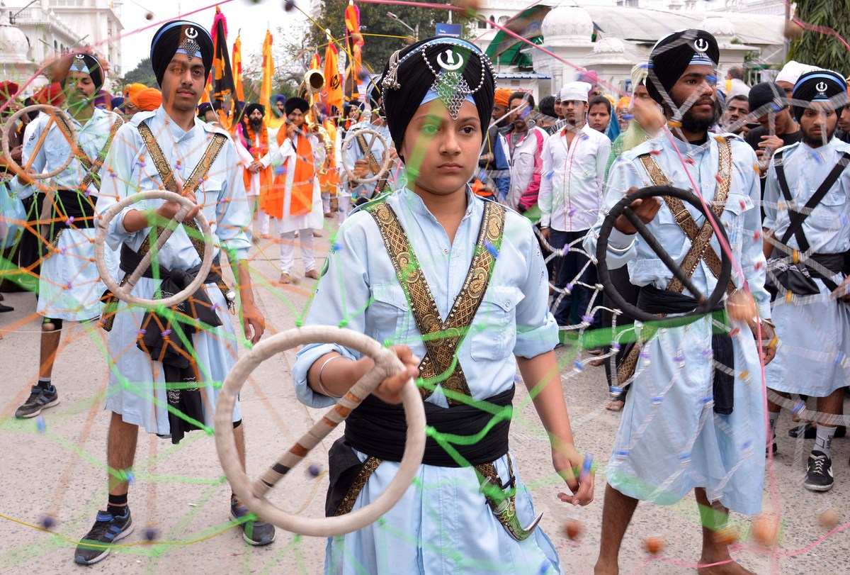 Hola Mohalla 2014: Sikhs Celebrate A Festive Holiday (PHOTOS) | HuffPost