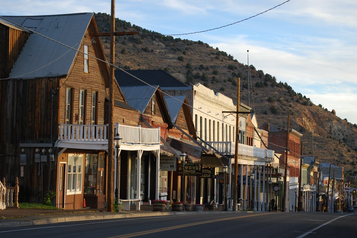 America's Coolest Desert Towns (PHOTOS) HuffPost