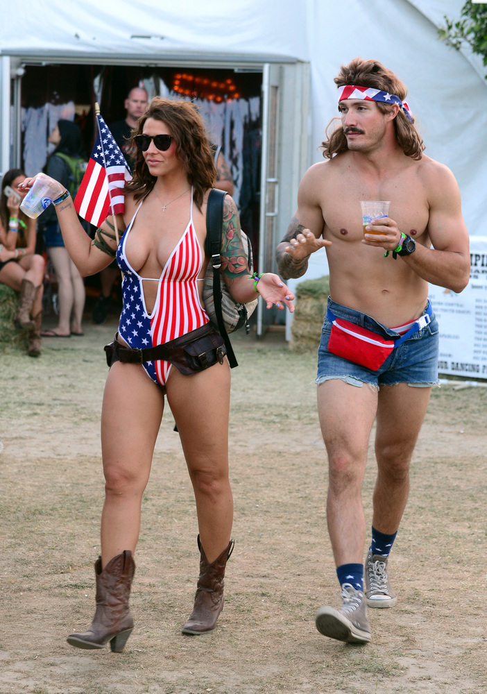 The Wildest Outfits We Saw At The 2014 Stagecoach Country Music Festival Huffpost 