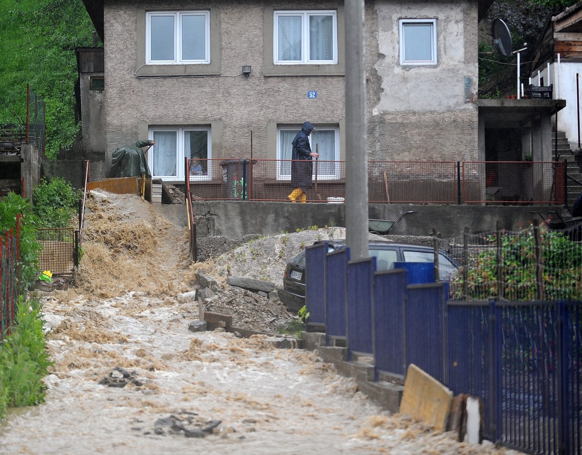 Serbia, BosniaHerzegovina Slammed By Worst Flooding In Over A Century