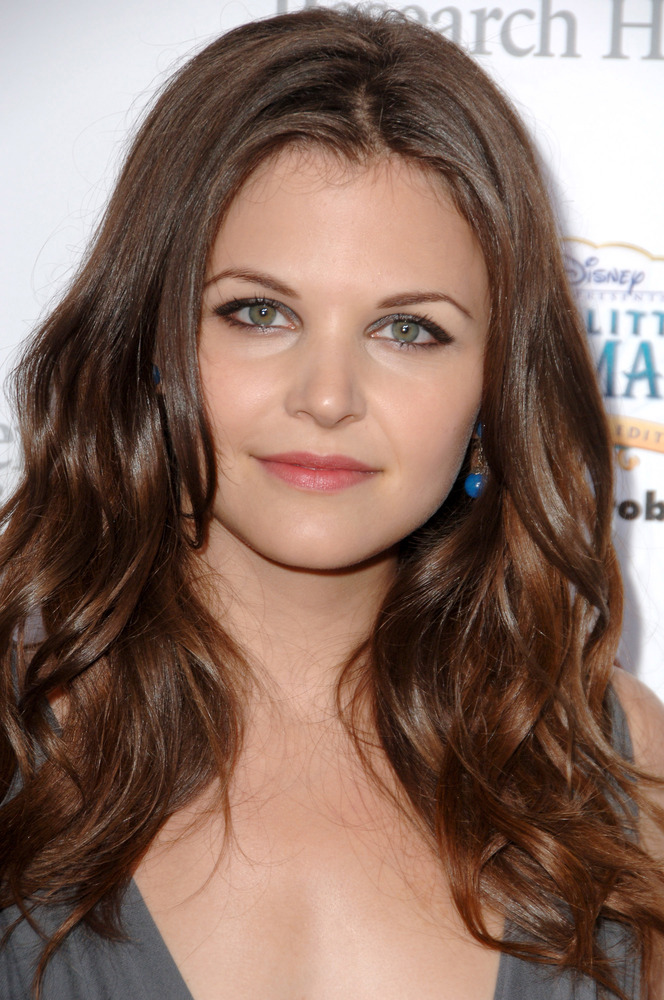 Ginnifer Goodwin S Hair Story The Long Short Of It Huffpost 2006