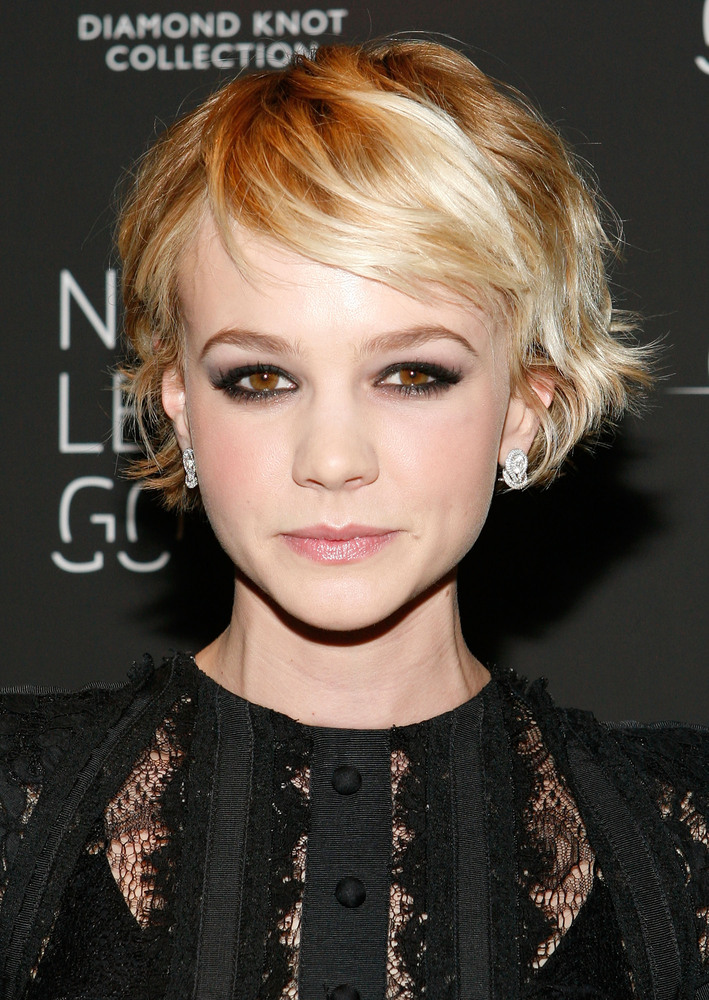 40-of-carey-mulligan-s-most-adorable-hair-makeup-looks-huffpost