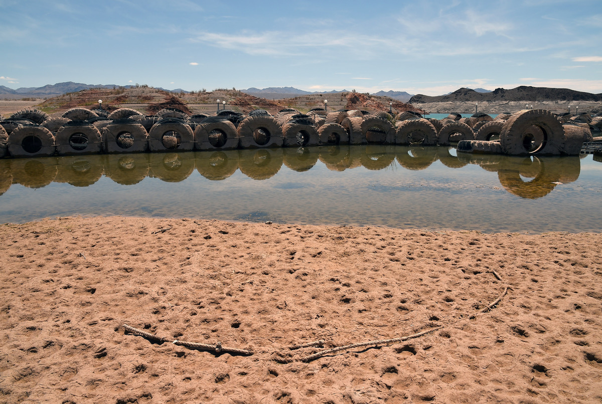 Lake Mead Drops To Lowest Levels Ever As 14Year Drought Plagues