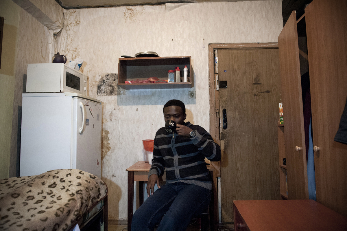 Intimate Portraits Capture Life Inside Moscows Dorms Huffpost