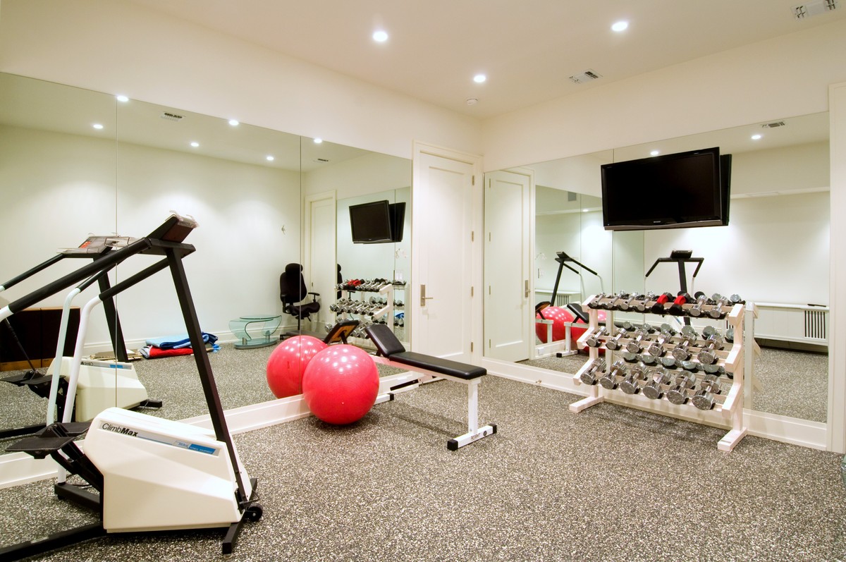6 Impressive Home Gyms That Offer The Ultimate Personal Fitness Oasis 