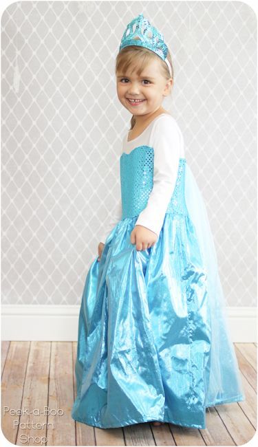 This Halloween, DIY An Elsa Costume For Less Than $30 | HuffPost