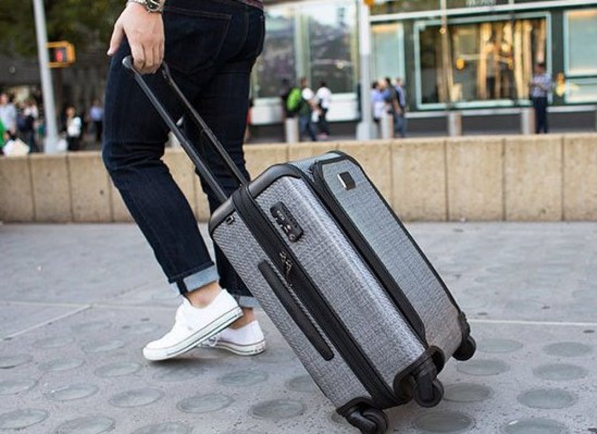 Fodor's Approved: 10 Best Carry-On Bags for 2014 | HuffPost