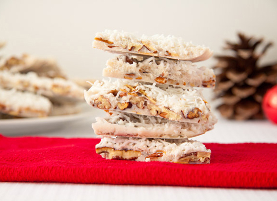Christmas almond bark candy Christmas almond bark candy