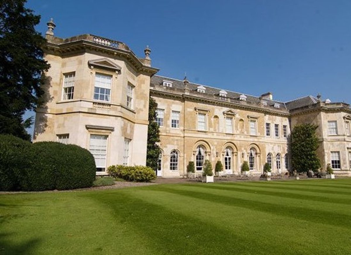 10 European Cities With Five Star Hotels Huffpost Hartwell House