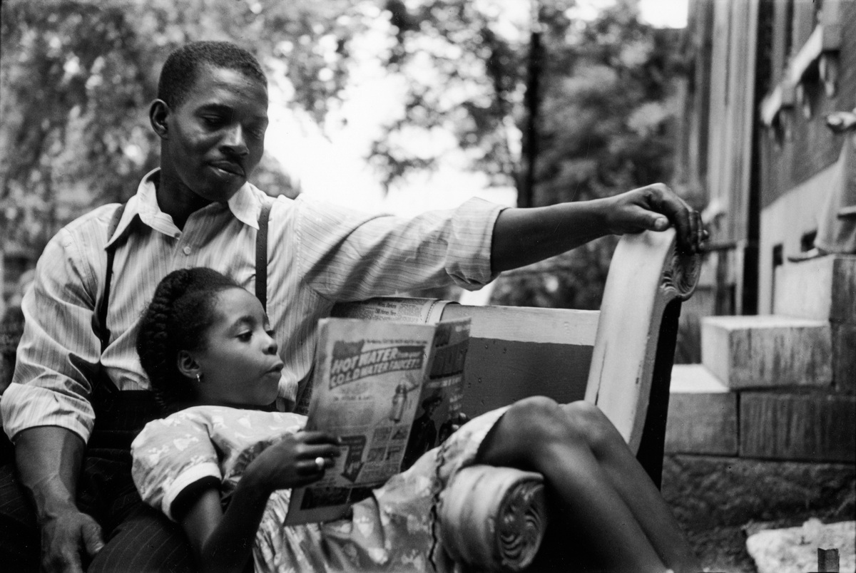 Gordon Parks' Never-Before-Seen Photos Of 1950s Segregation | HuffPost