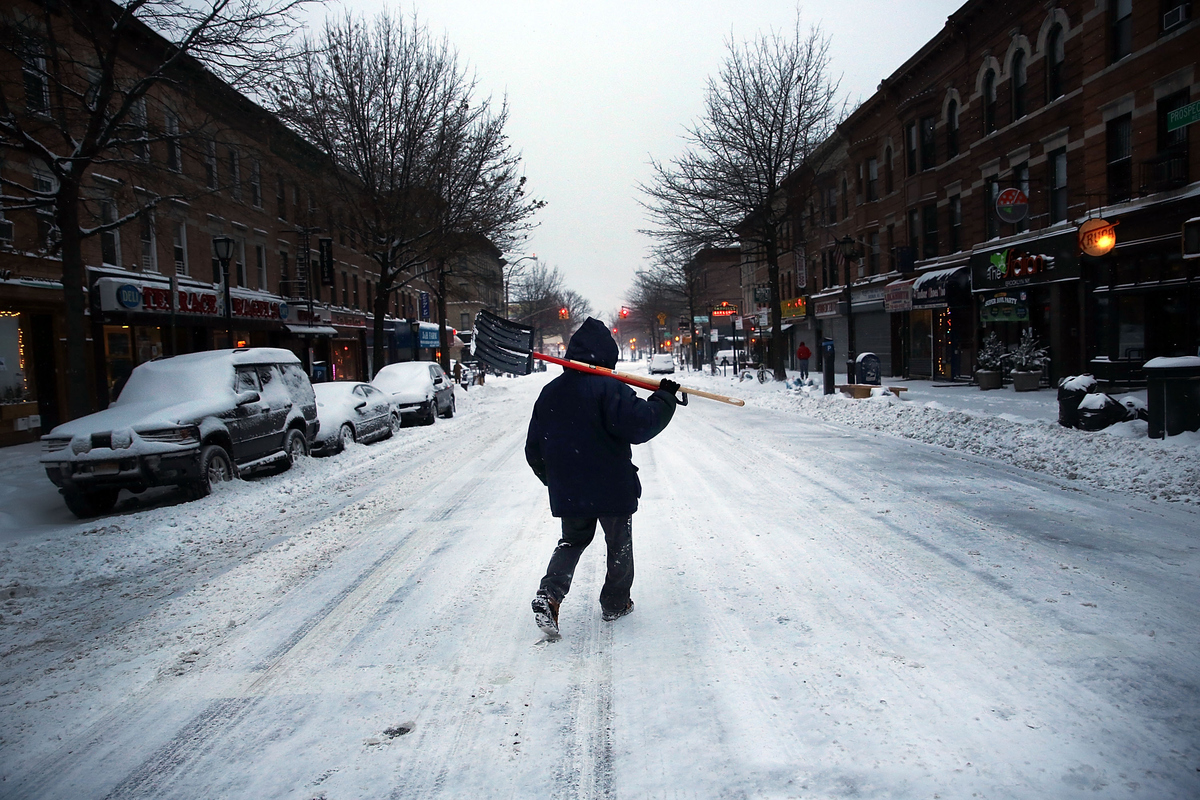 These NYC Snow Photos Show Us What New York Looks Like Without All The