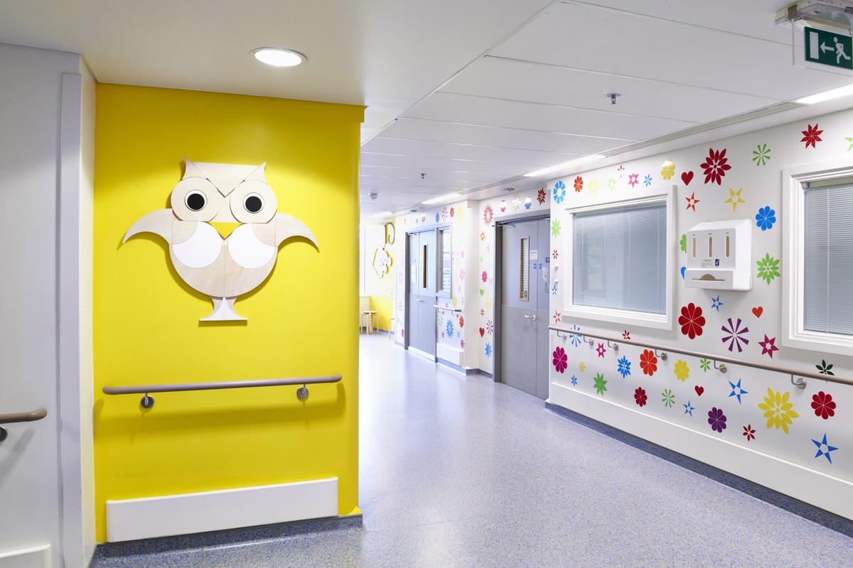 Artists Liven Up A Children's Hospital With Vibrant Murals, Thus Making Our Day HuffPost