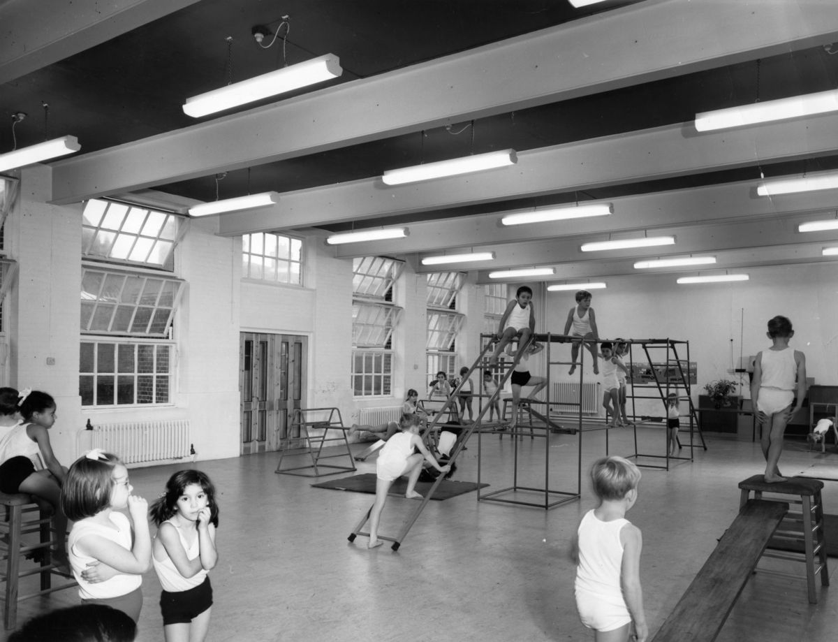 6-vintage-photos-that-ll-bring-you-back-to-gym-class-huffpost