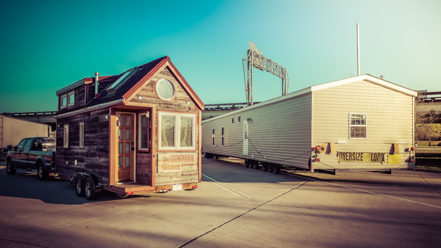 Couple Quits Day Jobs Builds Quaint iTinyi iHomei On Wheels 