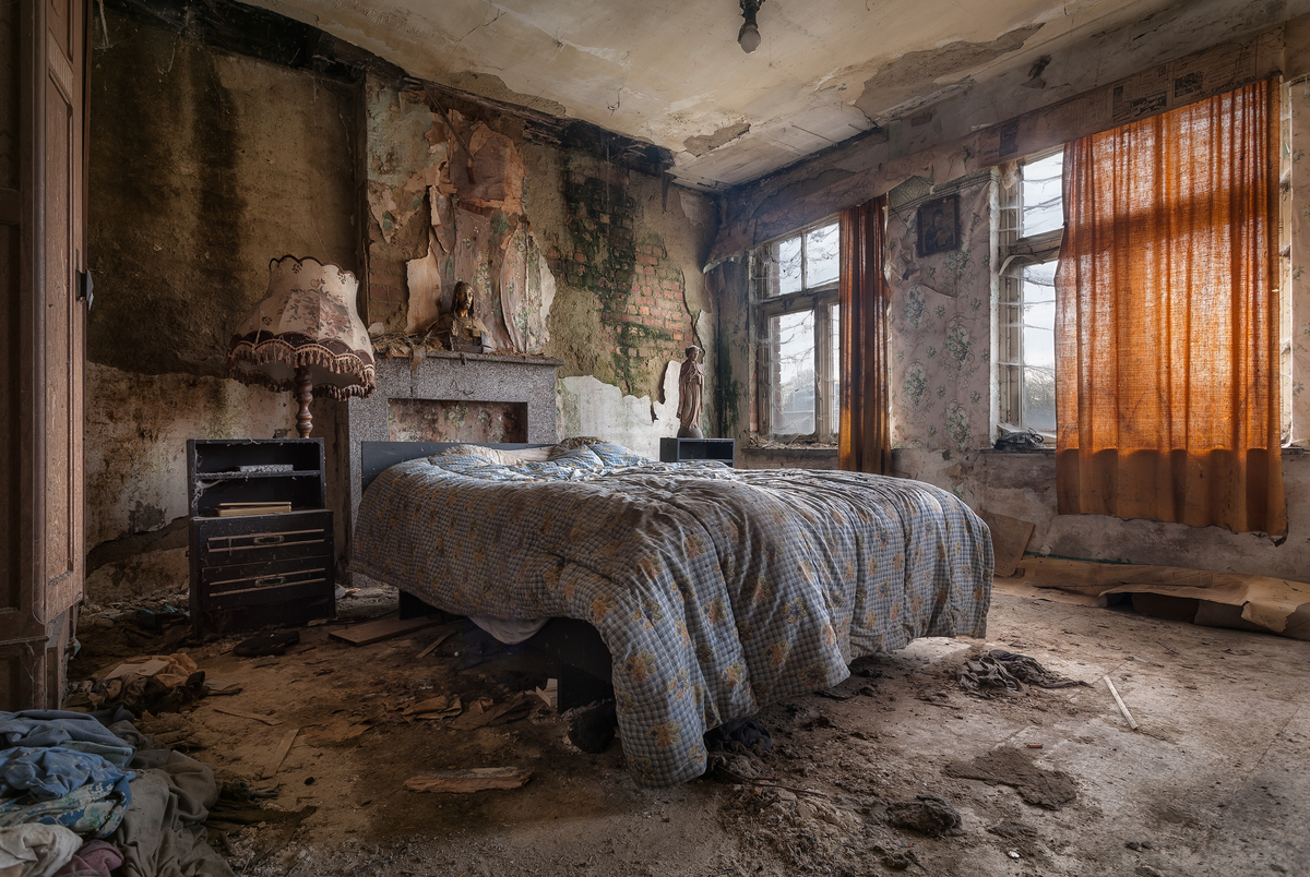 Stunning Abandoned Homes Are Surprisingly Full Of Life Huffpost