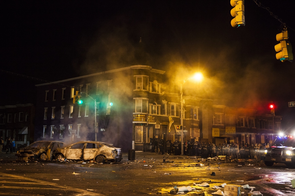 Baltimore Residents Come Together To Clean Up City After Riots HuffPost