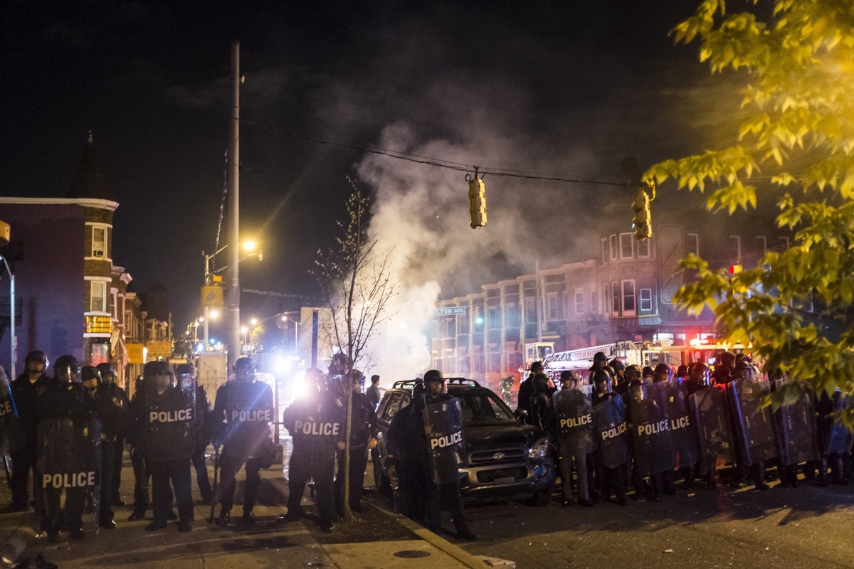 Baltimore Residents Come Together To Clean Up City After Riots HuffPost