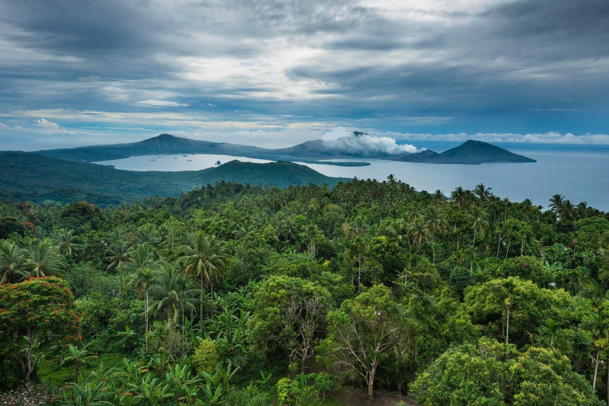 Split Island View, Papua New Guinea скачать