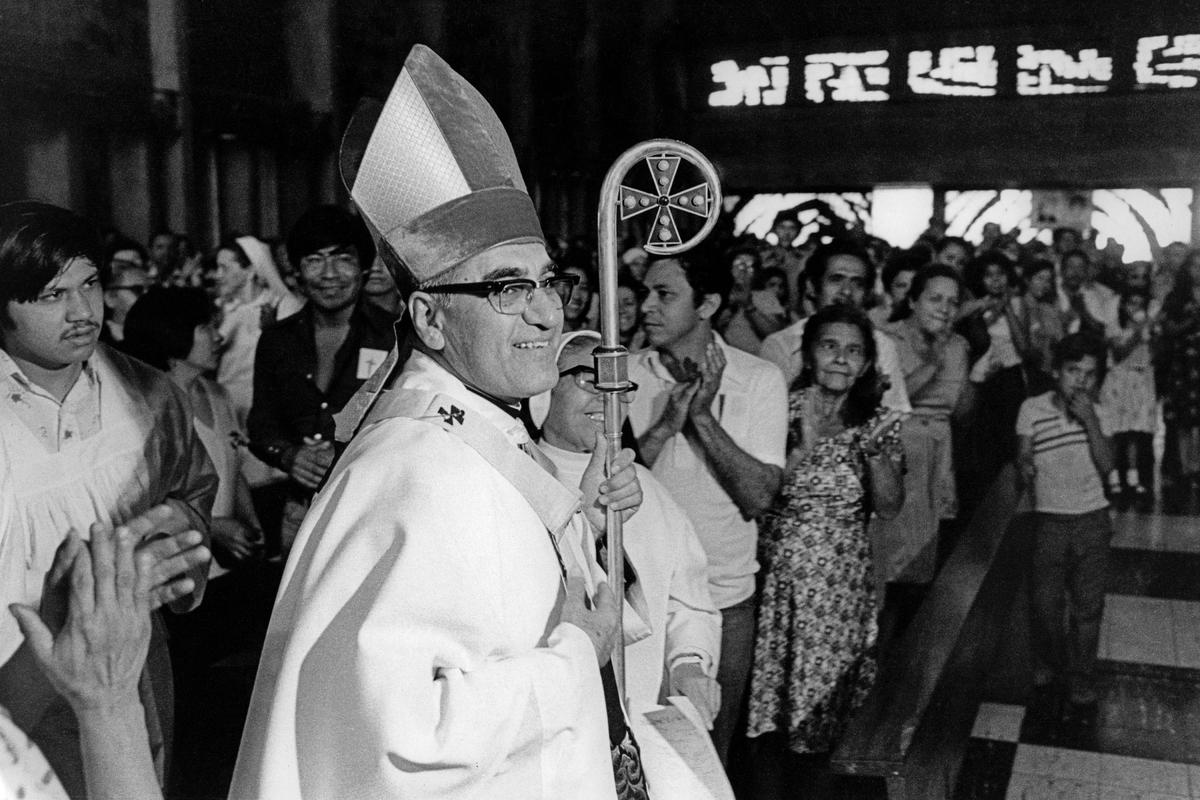 Photos Of The Life, Death, And Life After Death Of Archbishop Oscar ...