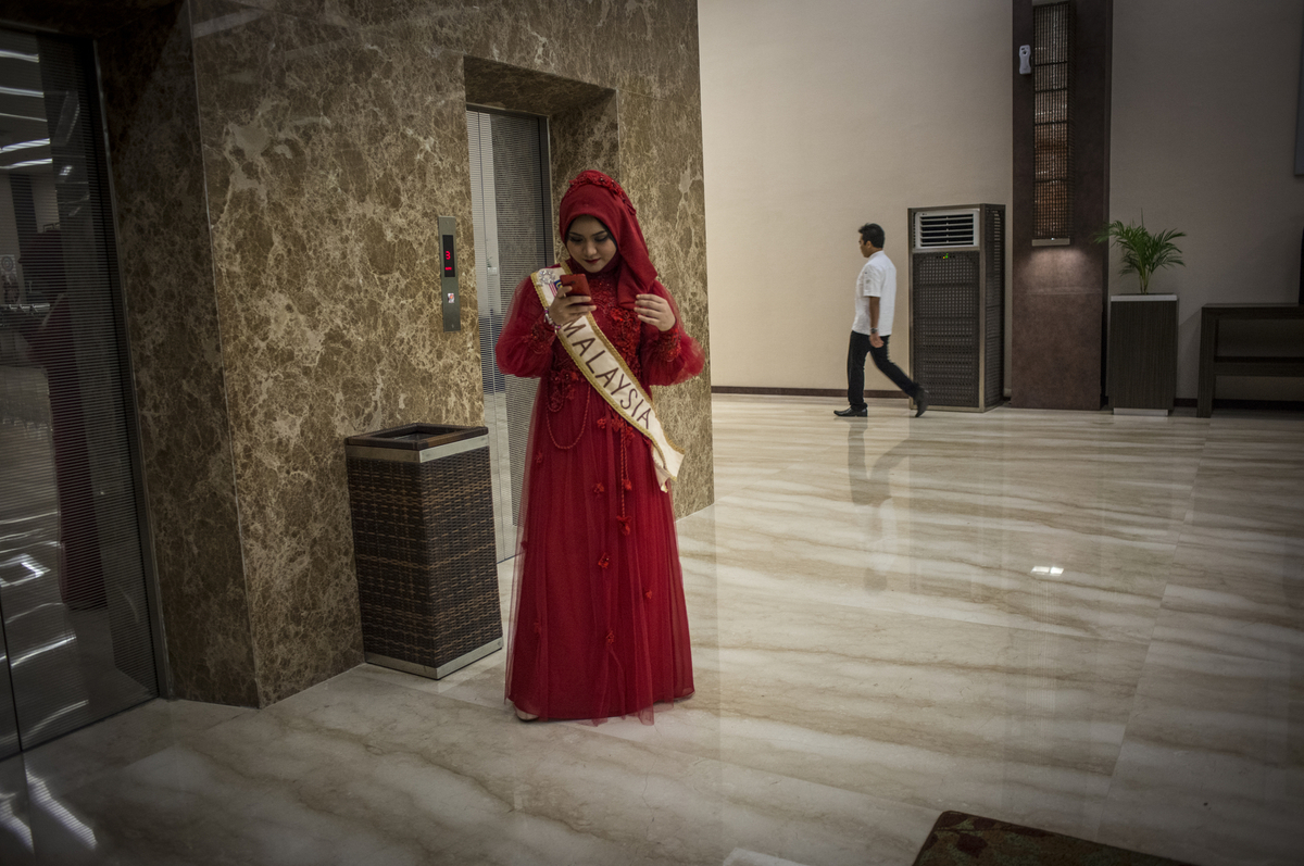  Miss Muslimah  Photos Show Just How Outdated Western 