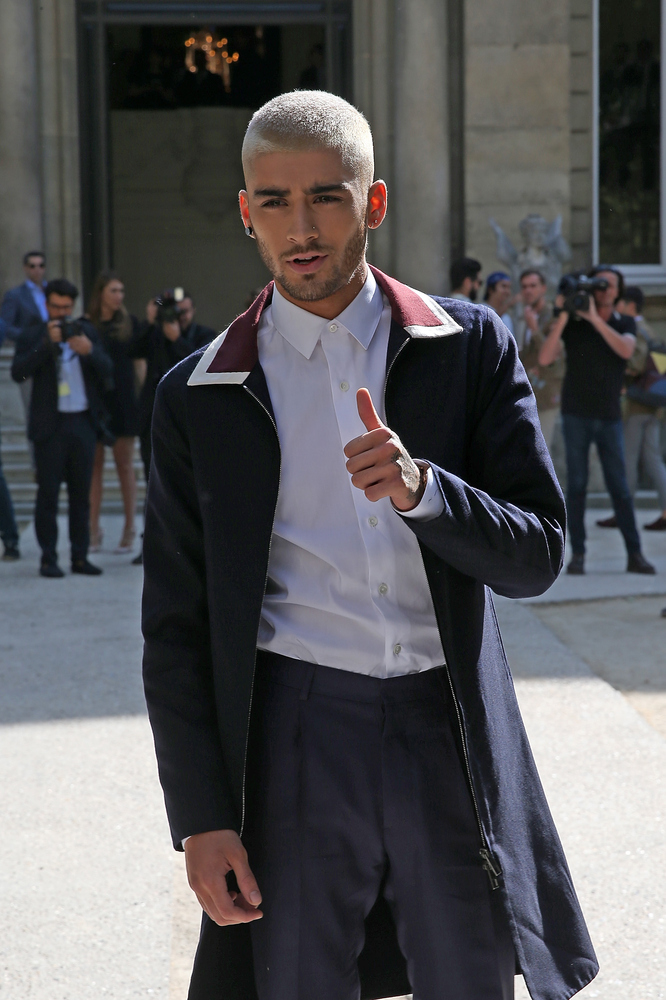 Zayn Malik Is The Latest Celeb To Go Platinum Blonde For Paris Fashion Week Huffpost 