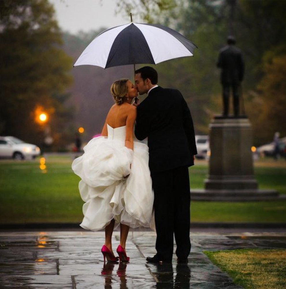 Свадьба под зонтом
