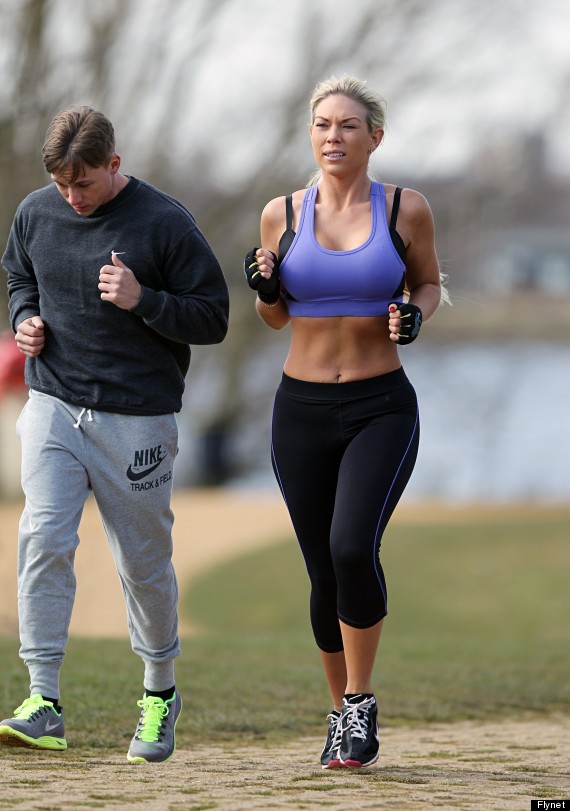 Towie S Frankie Essex Continues Weight Loss Regime With Park Workout Pics