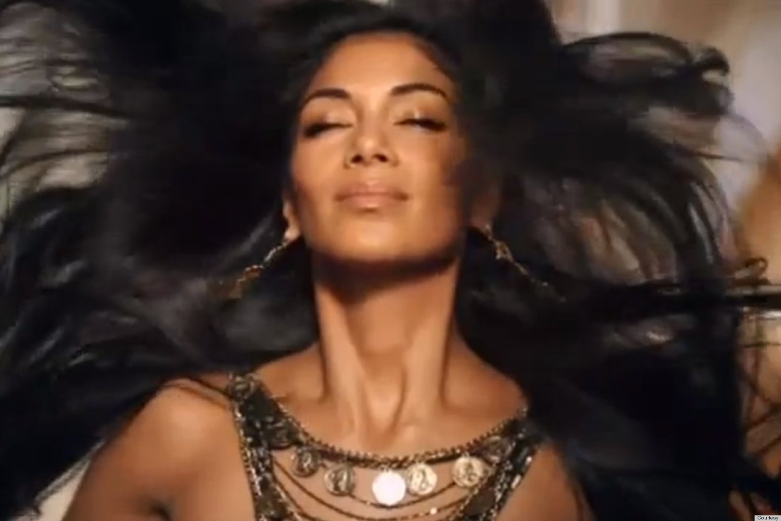 4 Shiny Hair Tips For Shampoo Commercial Worthy Locks Video