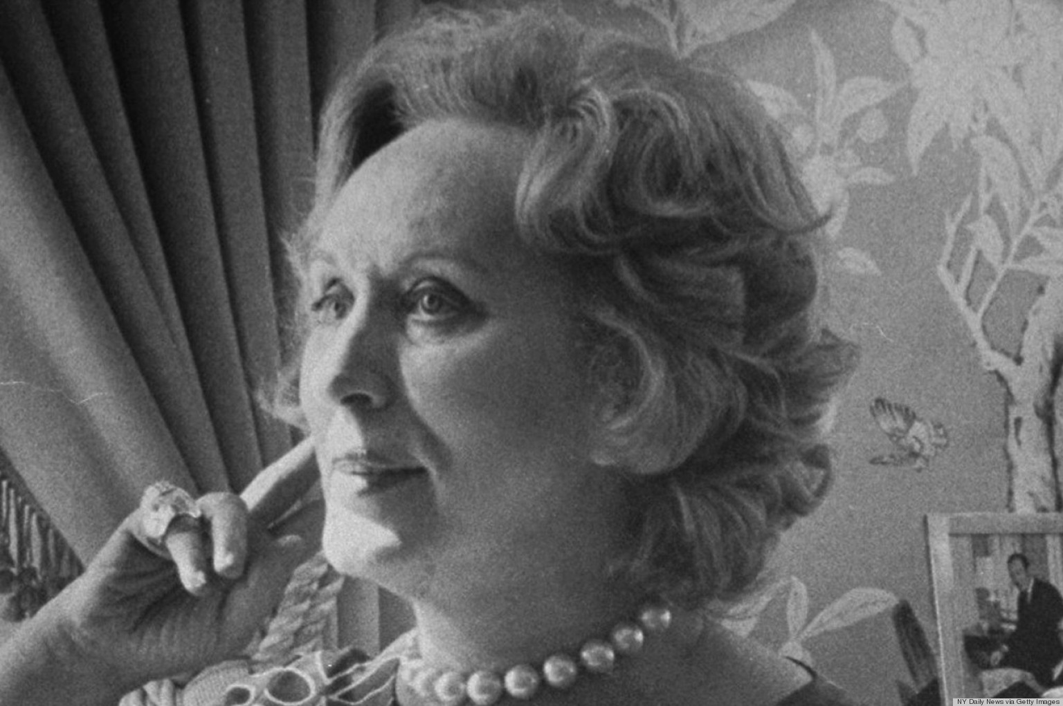 Estee Lauder, Cosmetics Legend, And Her Flawless Skin (PHOTO) | HuffPost