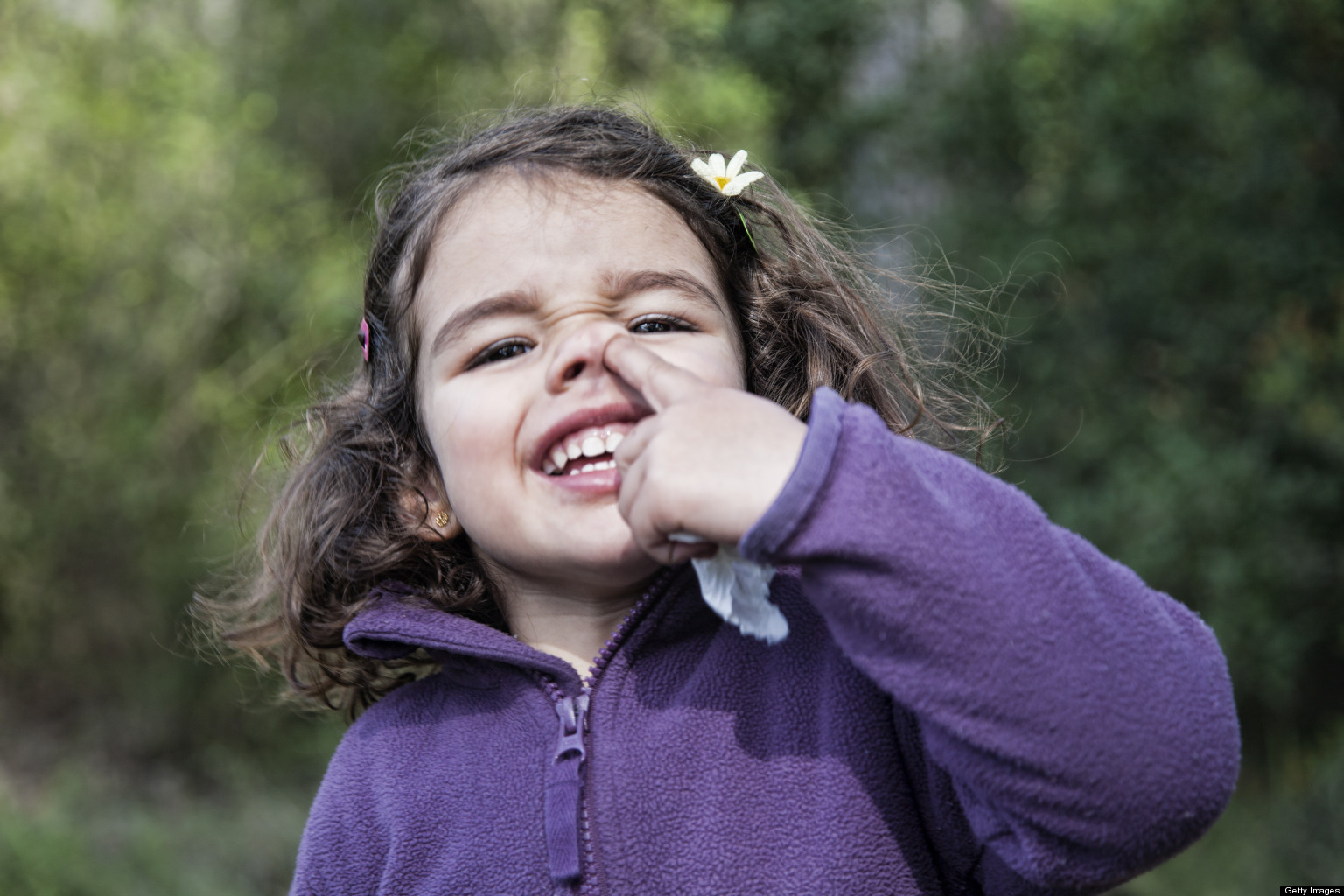 Eating nose boogers good for health
