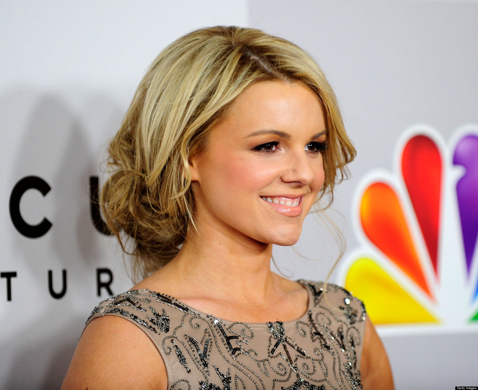 Ali Fedotowsky, Former 'Bachelorette,' Shares Her StressFree Traveling