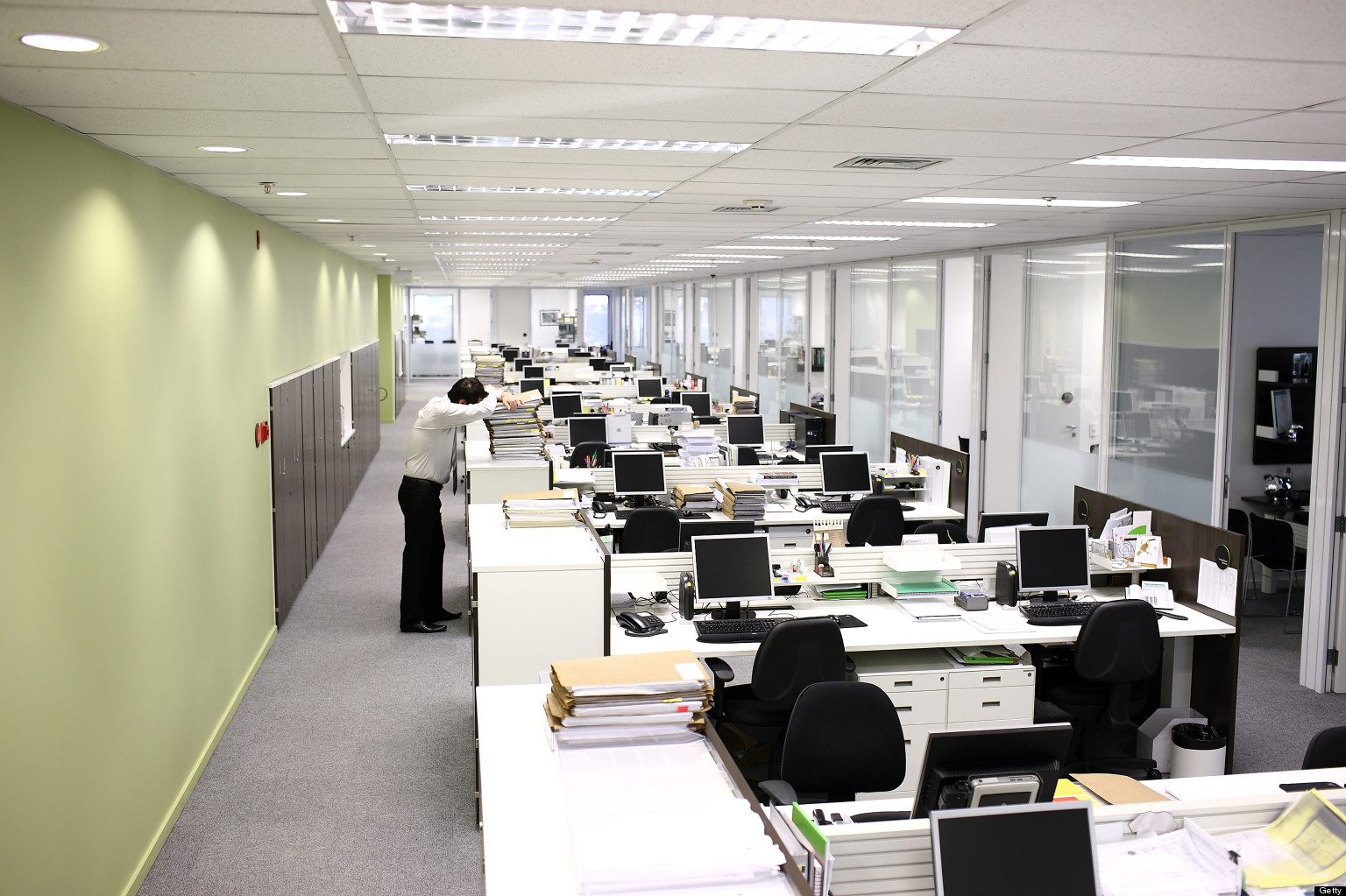 Small Business Guide to Surviving Employee Vacations HuffPost