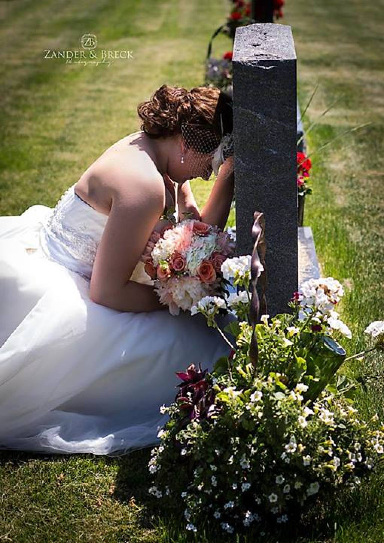 Bride Paige Edings Heart Wrenching Moment At Fathers Grave Site Goes Viral Photo Huffpost