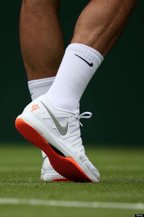 Roger Federer's Orange Nike Soles Outlawed At Wimbledon | HuffPost UK