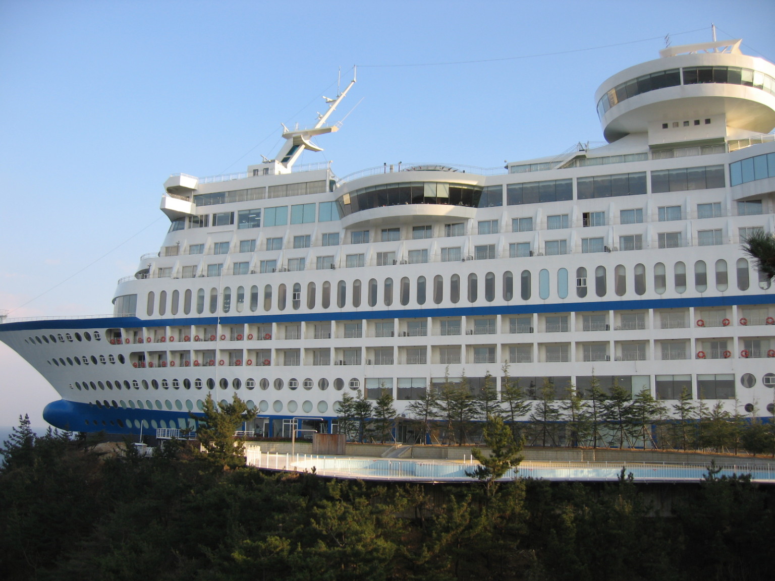 floating cruise ship south korea