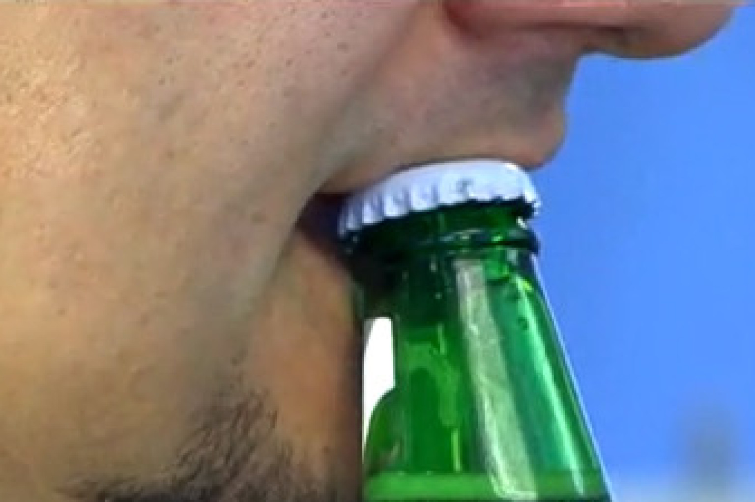 How To Open A Beer Without A Bottle Opener (VIDEOS) HuffPost
