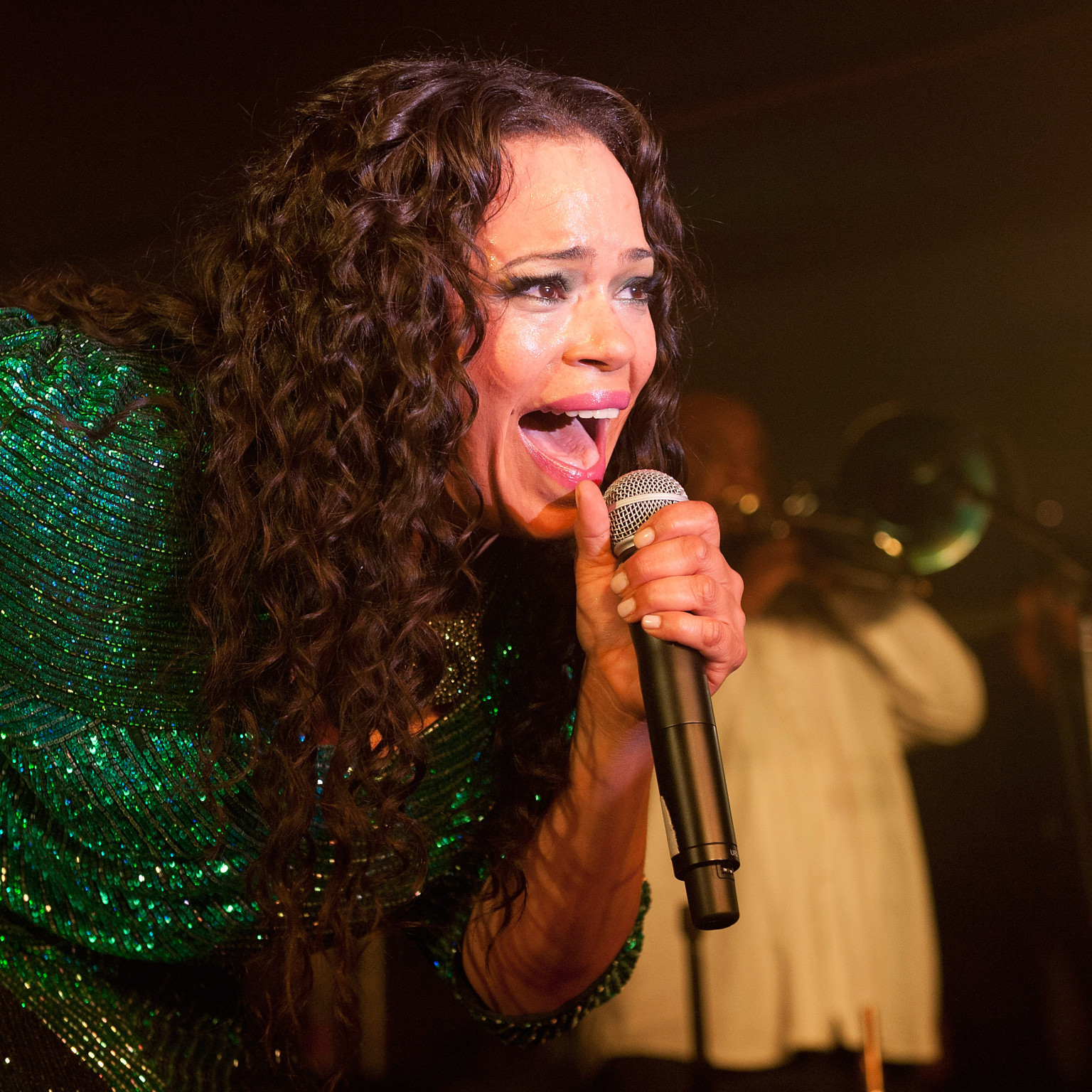 Faith Evans Compares Gie S Case To Trayvon Martin Huffpost