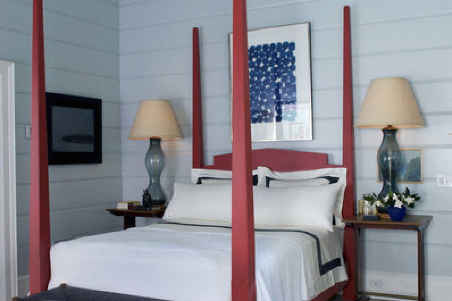9 Reasons Why FourPoster Beds Aren't Just For BedAndBreakfasts