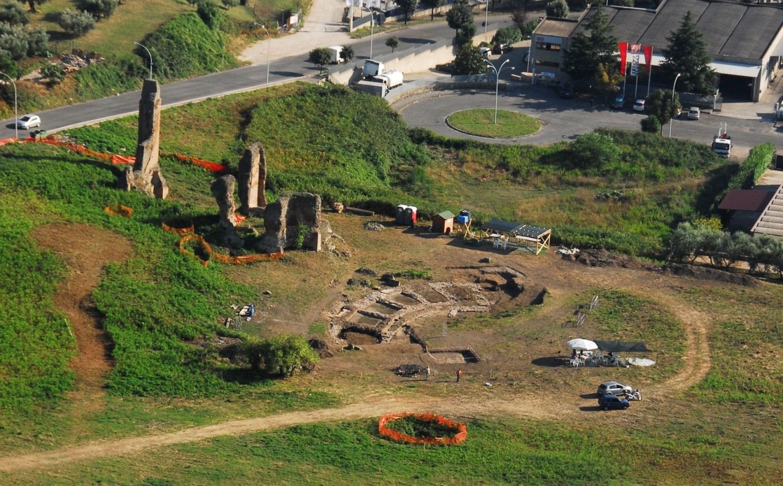 Roman Emperor Commodus' Mini-Colosseum Found? | HuffPost