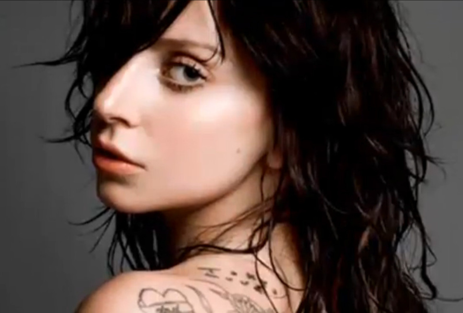 Lady Gaga Nude In V Magazine Talks New Look And Tumultuous Past