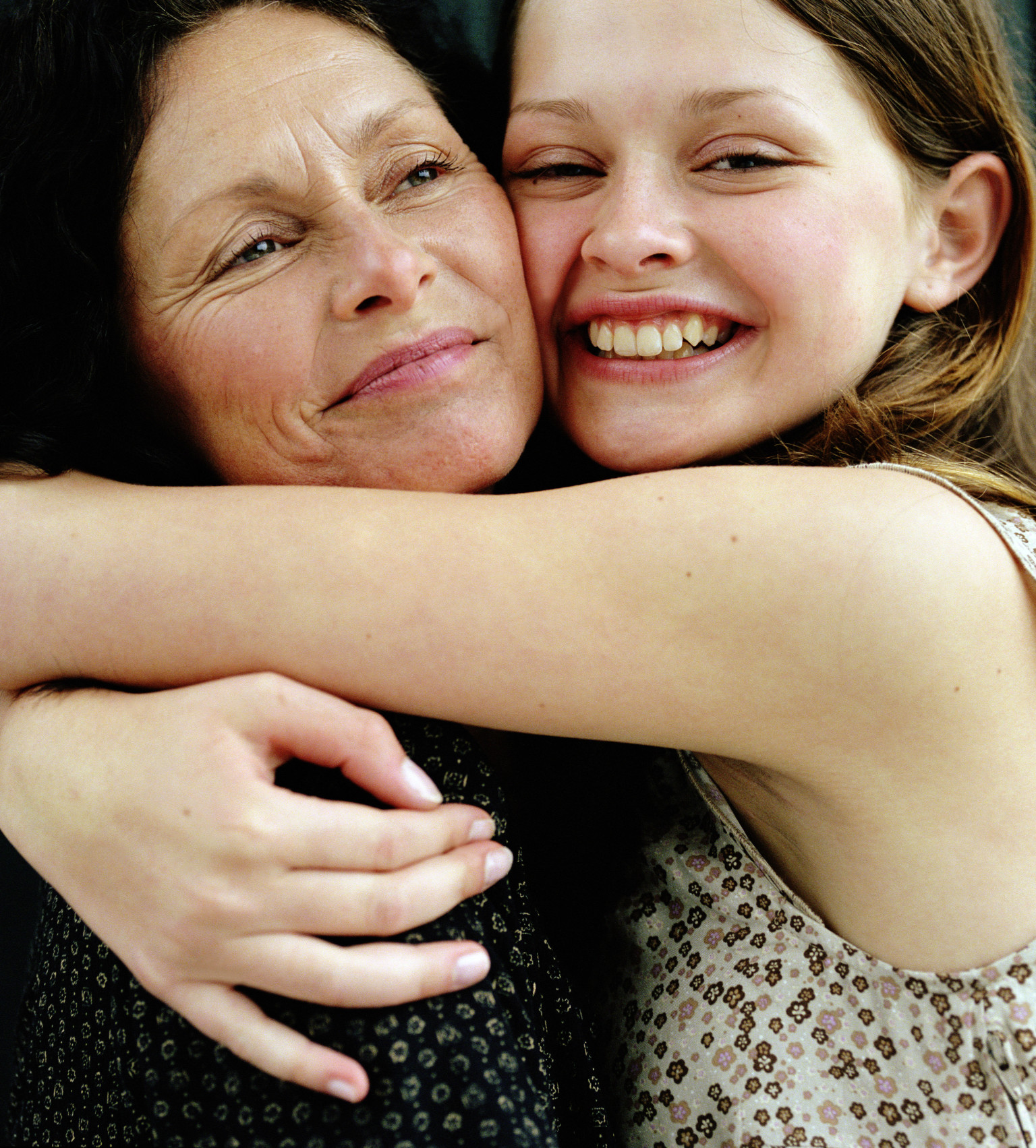 How Moms Can Help Their Teenage Daughters Build Self Confidence Huffpost 1012